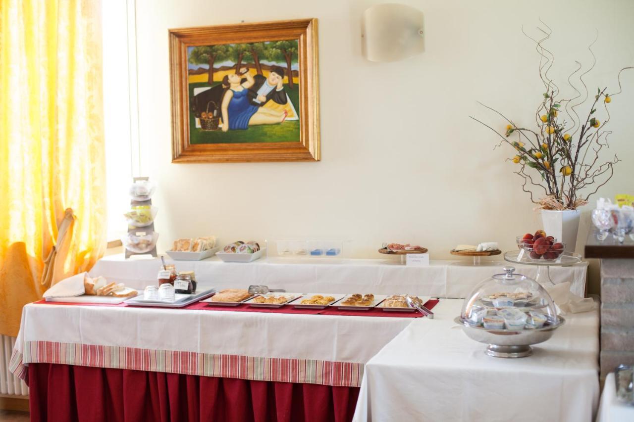 Penzion Agriturismo Il Mondo Parma Exteriér fotografie